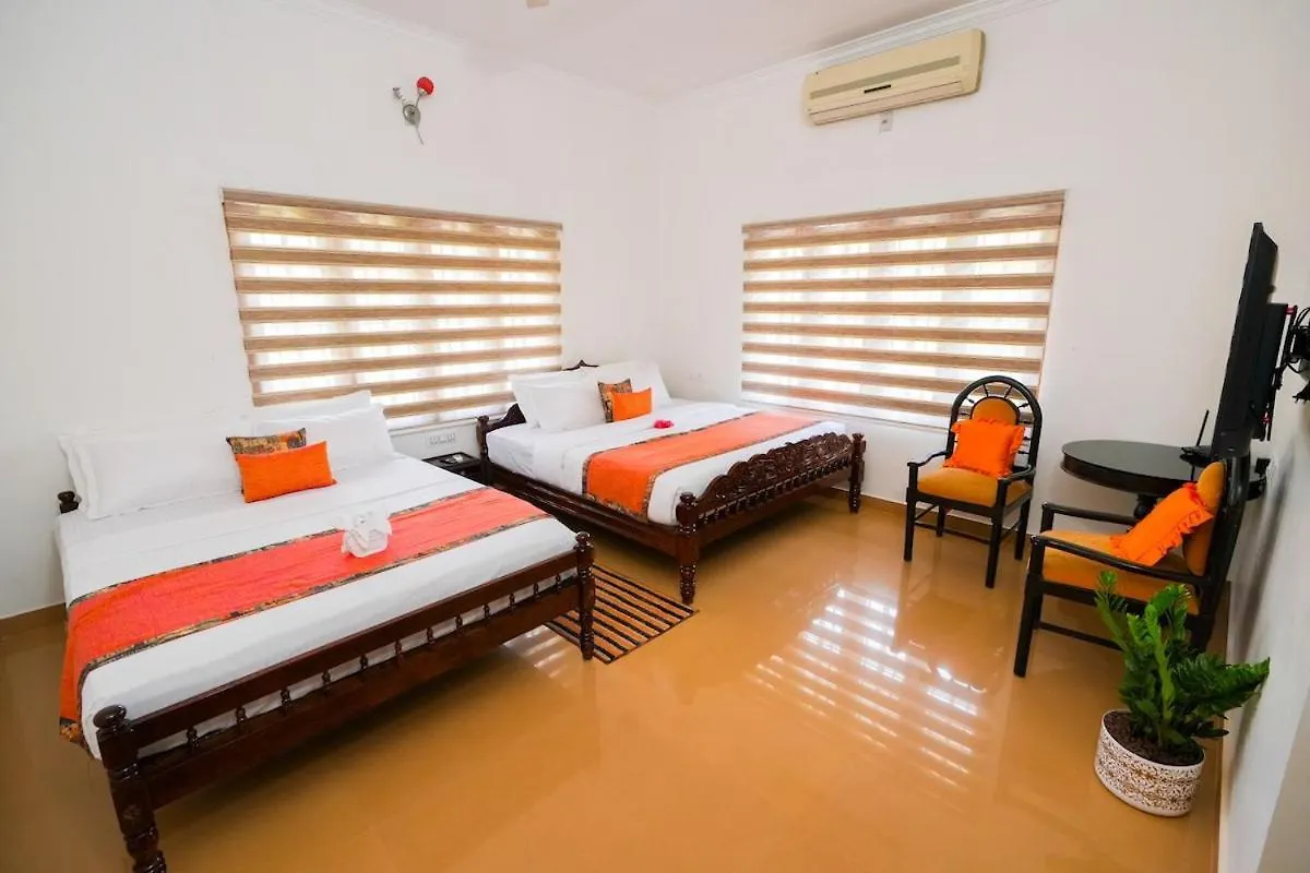 Parudeesa - Heavenly- Luxurious Palace Look-Near Cbd - Kerala - India With Breakfast Kaladi